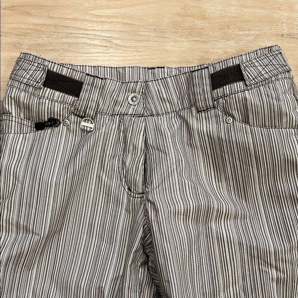 O'Neill Black and White Striped Women's Snowboarding Pants - Picture 3 of 5